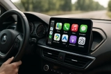 Ontdek de voordelen van CarPlay en Android Auto schermen voor jouw auto
